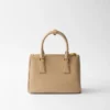 Bolso pequeño Prada Galleria de piel Saffiano Bolso pequeño Prada Galleria de piel Saffiano