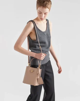 Bolso pequeño Prada Panier de piel Saffiano Bolso pequeño Prada Panier de piel Saffiano
