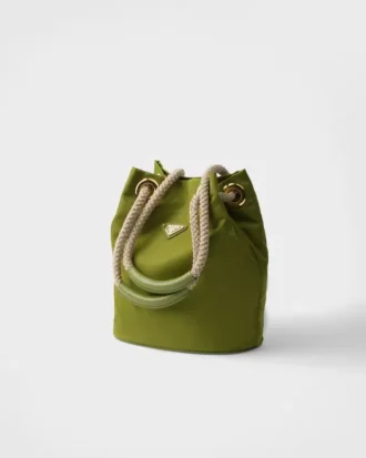 Bolso pequeño tipo cubo Prada Mariner Re-Nylon