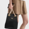 Bolso pequeño tipo cubo Prada Mariner Re-Nylon Bolso pequeño tipo cubo Prada Mariner Re-Nylon