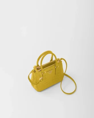 Bolso Prada Galleria Mini de piel de cocodrilo