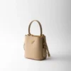 Bolso Prada Panier Mini de piel Saffiano Bolso Prada Panier Mini de piel Saffiano