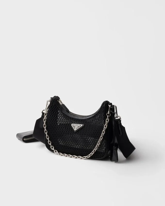 Bolso Prada Re-Edition 2005 de malla y piel cepillada Bolso Prada Re-Edition 2005 de malla y piel cepillada