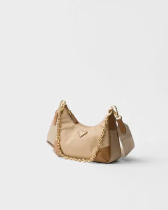 Bolso Prada Re-Edition 2005 de Re-Nylon y piel Saffiano con charm