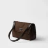 Bolso Prada Traveller mediano acolchado de Re-Nylon Bolso Prada Traveller mediano acolchado de Re-Nylon
