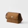 Bolso Prada Traveller mediano acolchado de Re-Nylon Bolso Prada Traveller mediano acolchado de Re-Nylon