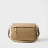 Bolso Prada Traveller mediano acolchado de Re-Nylon Bolso Prada Traveller mediano acolchado de Re-Nylon