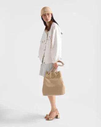 Bolso tipo cubo grande Prada Mariner de Re-Nylon