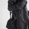 Bolso tipo cubo mini de ganchillo y piel Bolso tipo cubo mini de ganchillo y piel