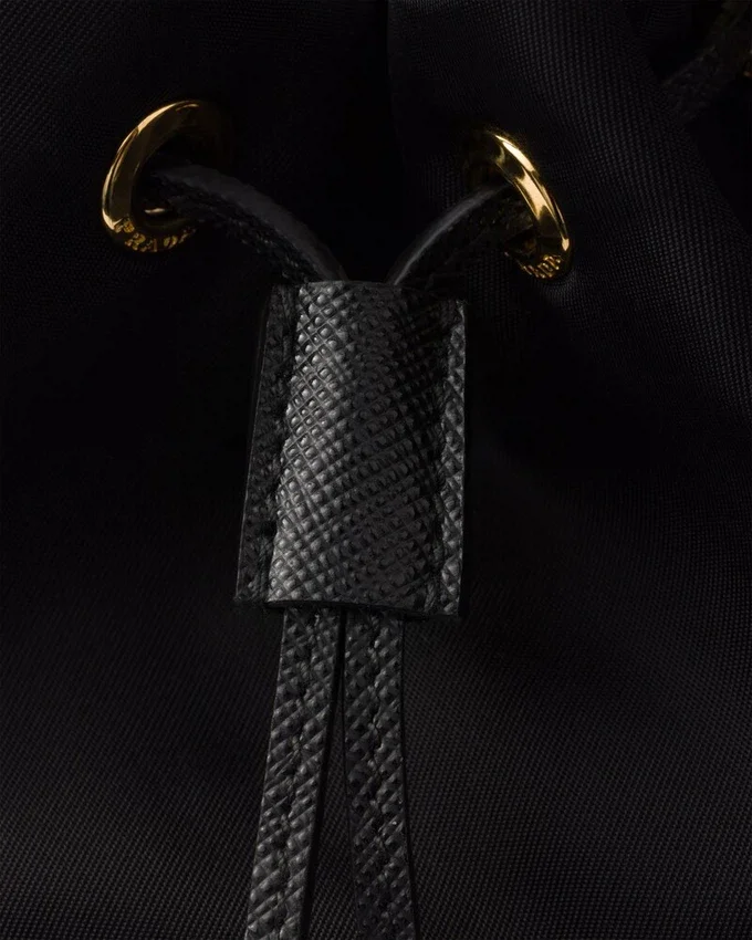 Bolso tipo cubo Prada Duet Re-Nylon Bolso tipo cubo Prada Duet Re-Nylon