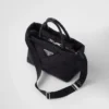 Bolso tote acolchado pequeño de Re-Nylon Bolso tote acolchado pequeño de Re-Nylon