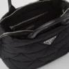 Bolso tote acolchado pequeño de Re-Nylon Bolso tote acolchado pequeño de Re-Nylon