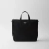 Bolso tote de Re-Nylon y piel Saffiano Bolso tote de Re-Nylon y piel Saffiano