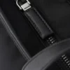 Bolso tote de Re-Nylon y piel Saffiano Bolso tote de Re-Nylon y piel Saffiano