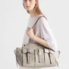 Bolso tote grande de lona y piel Prada Route Bolso tote grande de lona y piel Prada Route