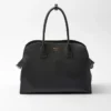 Bolso tote grande de piel con hebillas Bolso tote grande de piel con hebillas