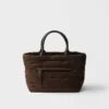 Bolso tote mediano acolchado de Re-Nylon y piel Bolso tote mediano acolchado de Re-Nylon y piel