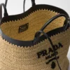Bolso tote mediano de ganchillo y cuero Bolso tote mediano de ganchillo y cuero