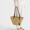 Bolso tote mediano de ganchillo y cuero Bolso tote mediano de ganchillo y cuero