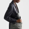 Bolso tote pequeño acolchado de Re-Nylon Bolso tote pequeño acolchado de Re-Nylon