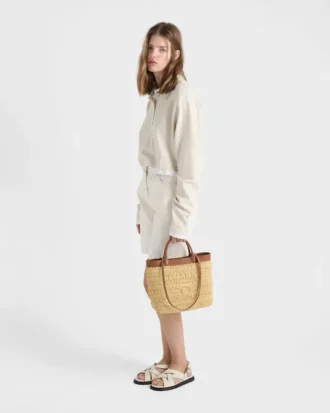 Bolso tote pequeño de ganchillo y piel