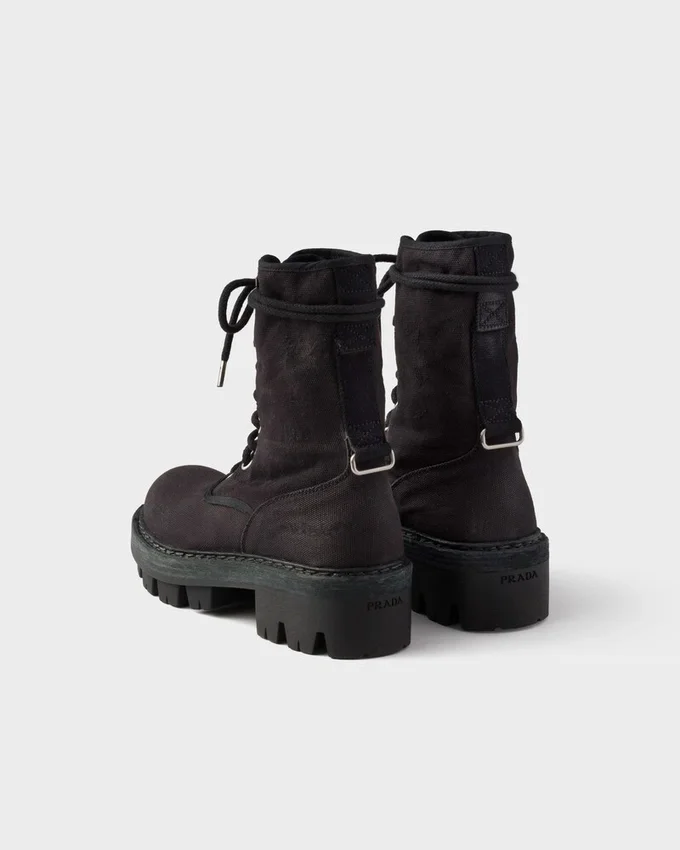 Botines de lona con cordones Botines de lona con cordones