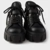 Botines de piel con tachuelas Monolith Botines de piel con tachuelas Monolith