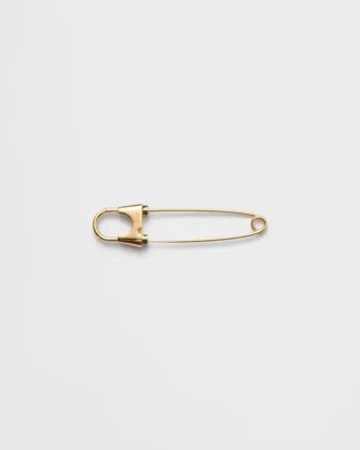 Broche de metal