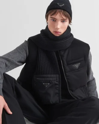 Bufanda de lana con bolsillo de gabardina de Re-Nylon