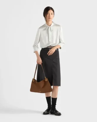 Camisa de crepé satinado