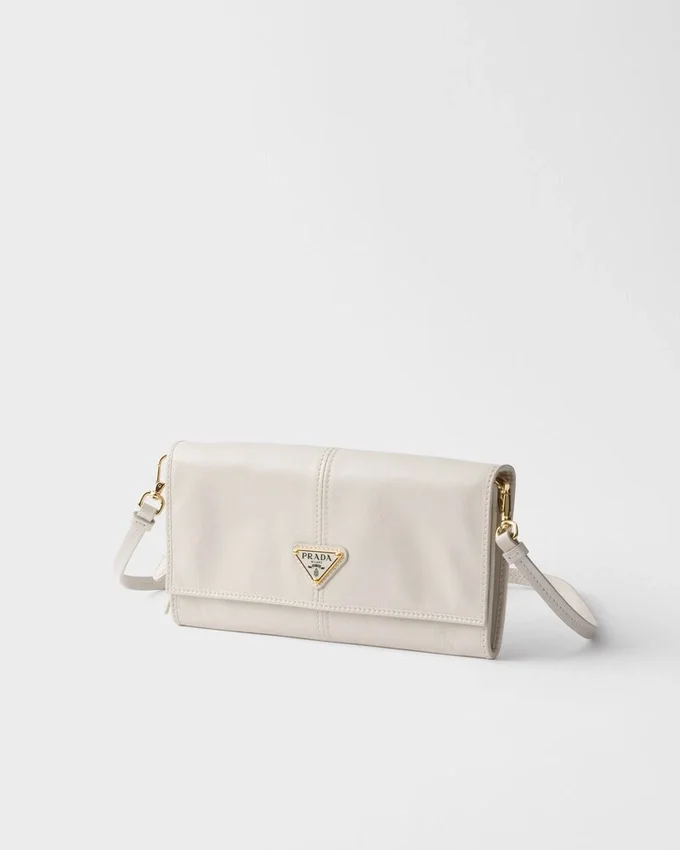Cartera de piel con correa para el hombro Cartera de piel con correa para el hombro
