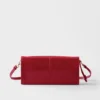 Cartera de piel con correa para el hombro Cartera de piel con correa para el hombro