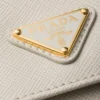 Cartera de piel Saffiano con correa para el hombro Cartera de piel Saffiano con correa para el hombro