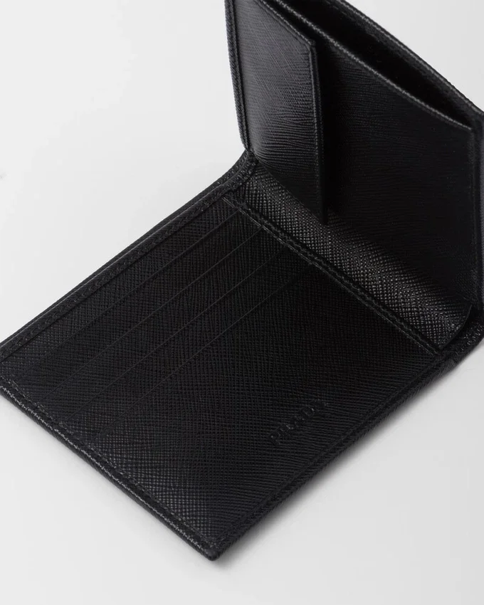 Cartera de piel Saffiano con monedero Cartera de piel Saffiano con monedero