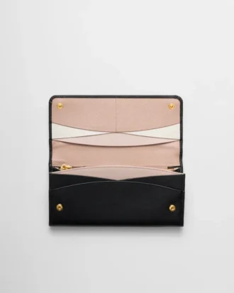 Cartera grande de piel Saffiano