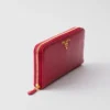 Cartera grande de piel Saffiano