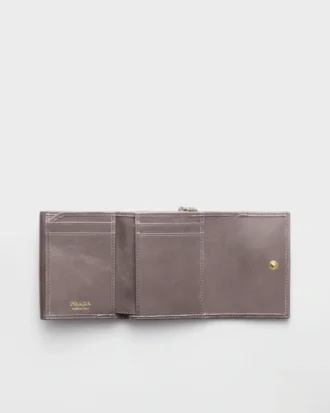 Cartera pequeña de piel