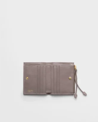 Cartera pequeña de piel