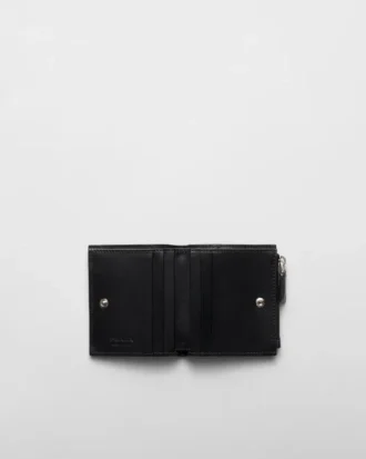 Cartera pequeña de piel