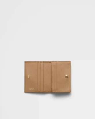Cartera pequeña de piel Saffiano