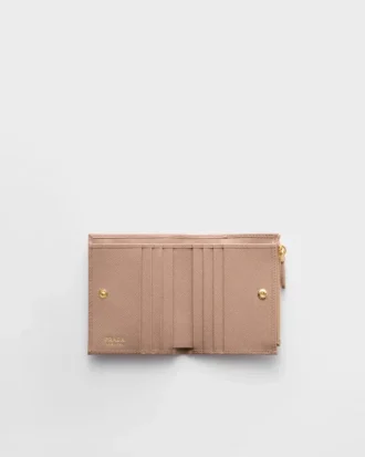 Cartera pequeña de piel Saffiano