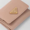 Cartera pequeña de piel Saffiano Cartera pequeña de piel Saffiano