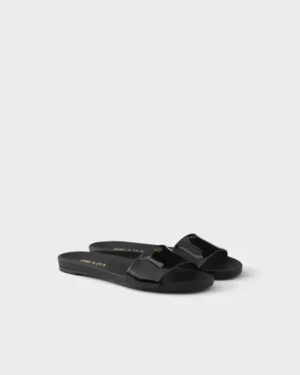 Chanclas de charol