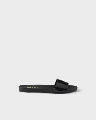 Chanclas de charol