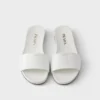 Chanclas de charol Chanclas de charol