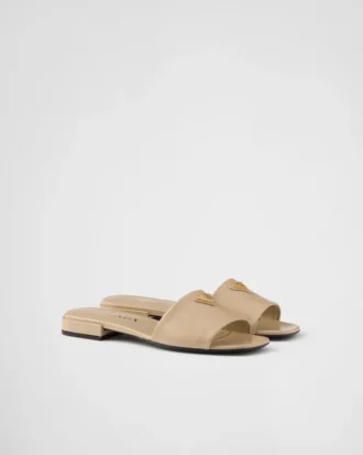 Chanclas de charol Saffiano