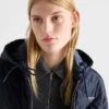 Chaqueta blouson Re-Nylon con capucha Chaqueta blouson Re-Nylon con capucha