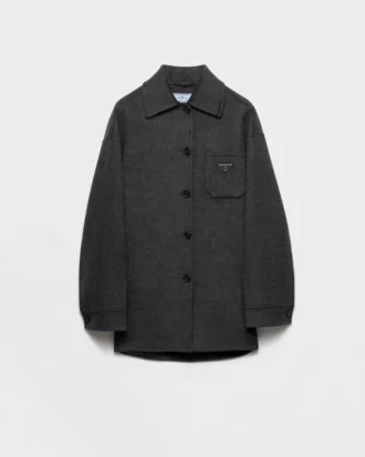 Chaqueta cabán de doble cashwool con botonadura sencilla
