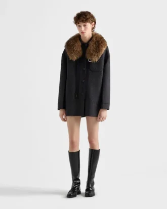 Chaqueta cabán de doble cashwool con botonadura sencilla