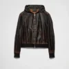 Chaqueta con capucha de piel napa Chaqueta con capucha de piel napa